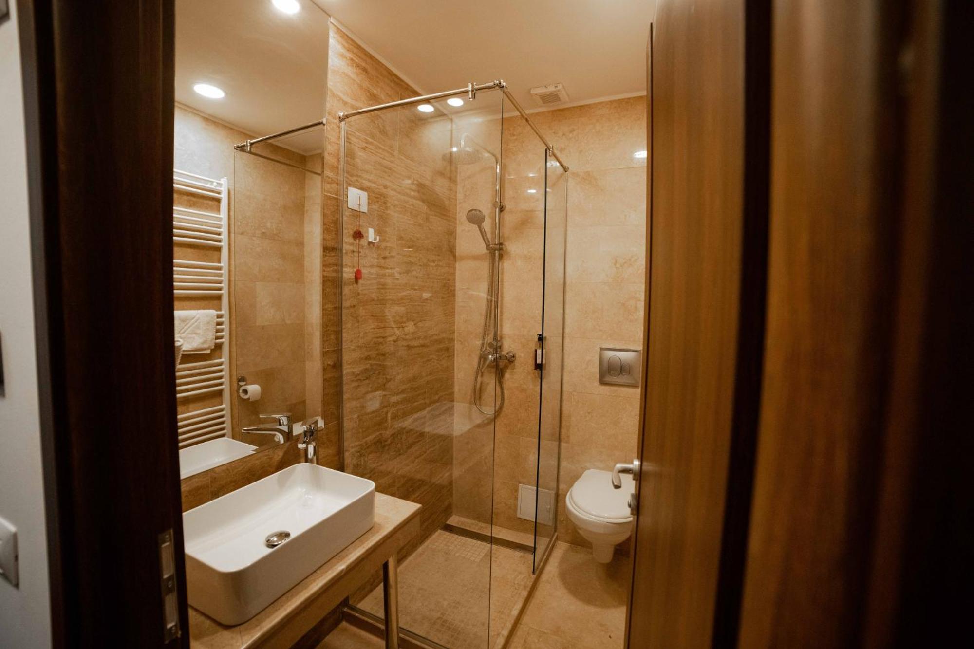 Bucharest Airport Accomodation Aparthotel Otopeni Exterior photo