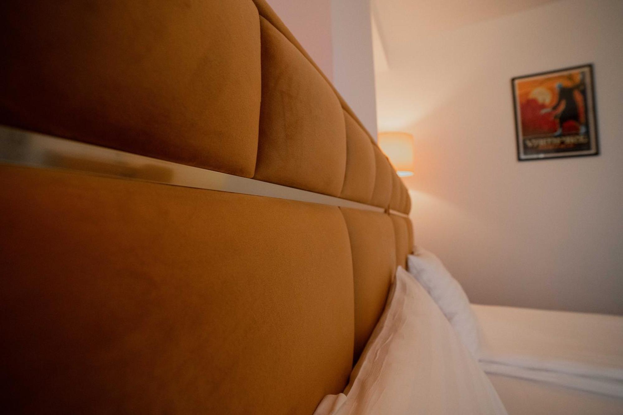 Bucharest Airport Accomodation Aparthotel Otopeni Exterior photo